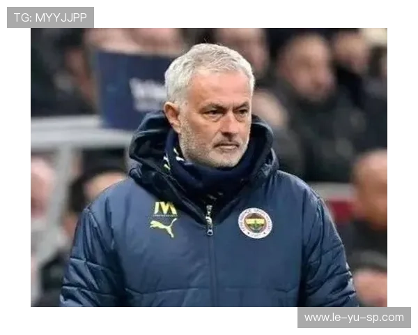 穆里尼奥战术解析：空间利用成制胜关键，球队攻防转换效率大幅提升