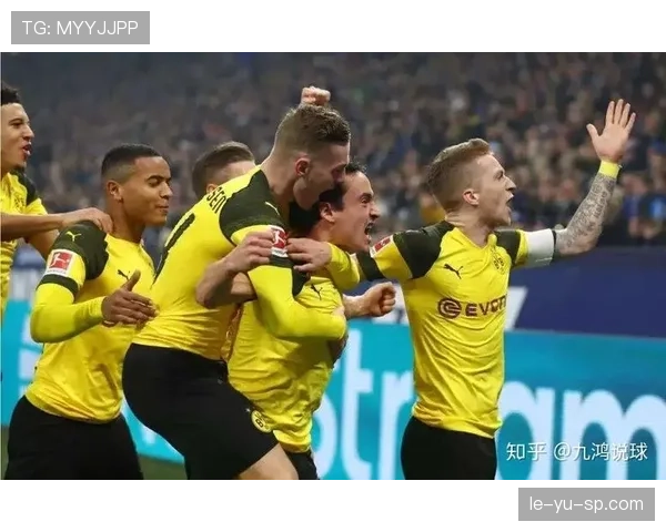 德甲鲁尔德比战火重燃，多特蒙德与沙尔克04上演巅峰对决