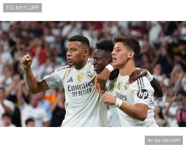 皇马强化防守体系融入新战术，状态回升豪取连胜